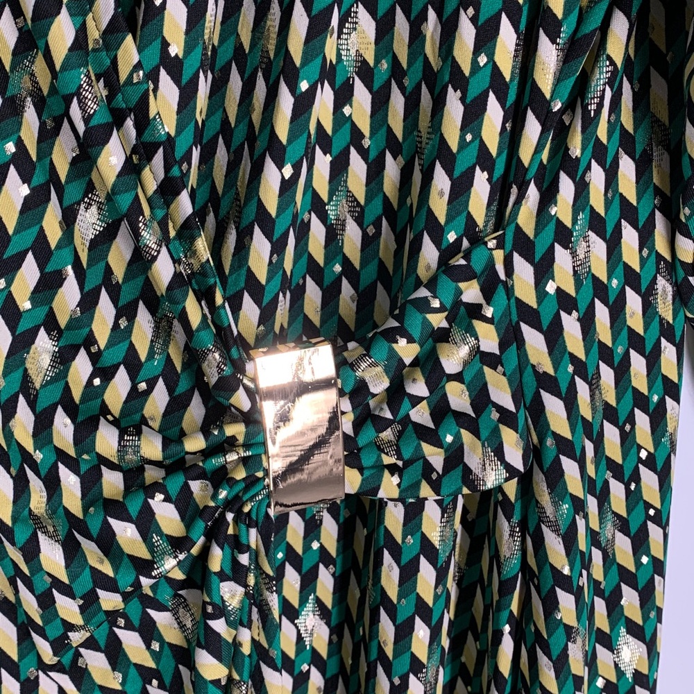 Sz 20W iconic Green and Cream Patterned Wrap Dress used - Picture 3 of 15